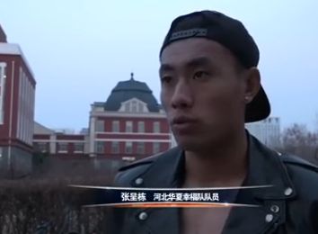 妈妈满足我绿帽瘾
