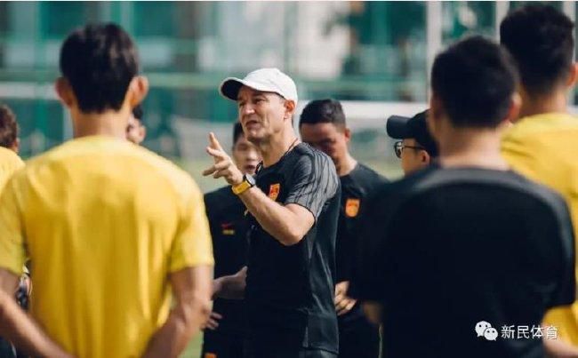 台湾永久裸体情趣内衣秀